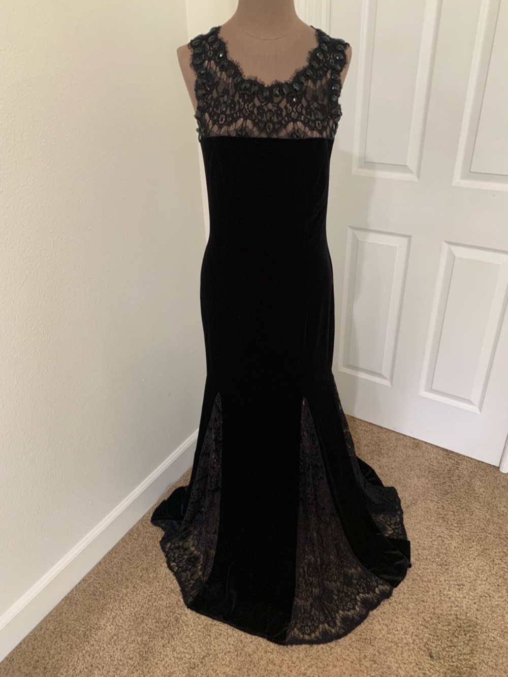 Betsy & Adam Black Velvet Lace-Trim Evening Gown